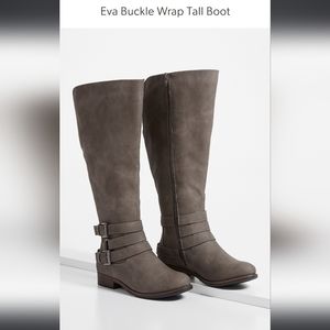 Maurices size 12 boots